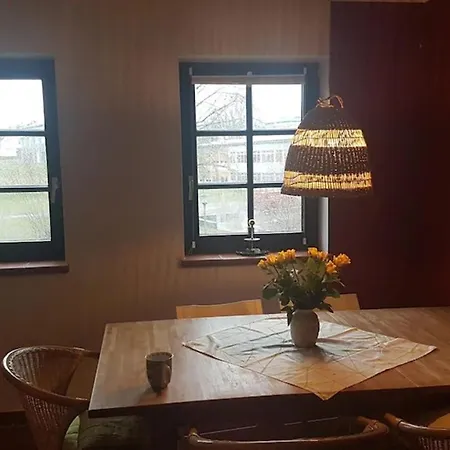 Idyllisches Muehlengebaeude *